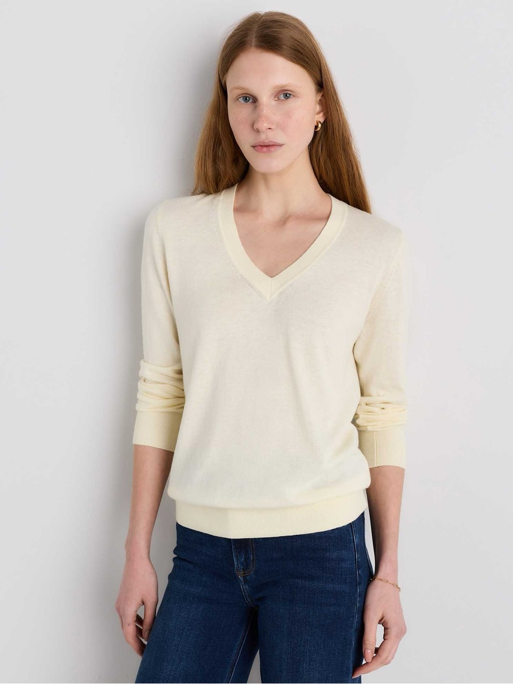 Uniqlo Cream V-Neck Sweater - Lightweight Women's Knit
